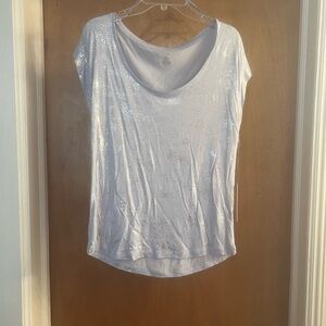 Jennifer Lopez Women’s Lilac with Shimmering Silver Scoop Neck Short Sleeve Top